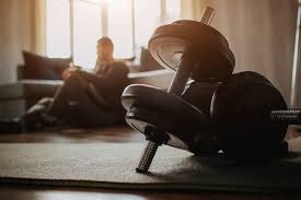 快船战胜黄蜂，迎来3连胜，哈登关键时刻2个三分，哈登32分