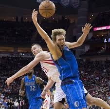 杰森·塔图姆受伤，凯尔特人球迷对国王队的萨博尼斯表示不满